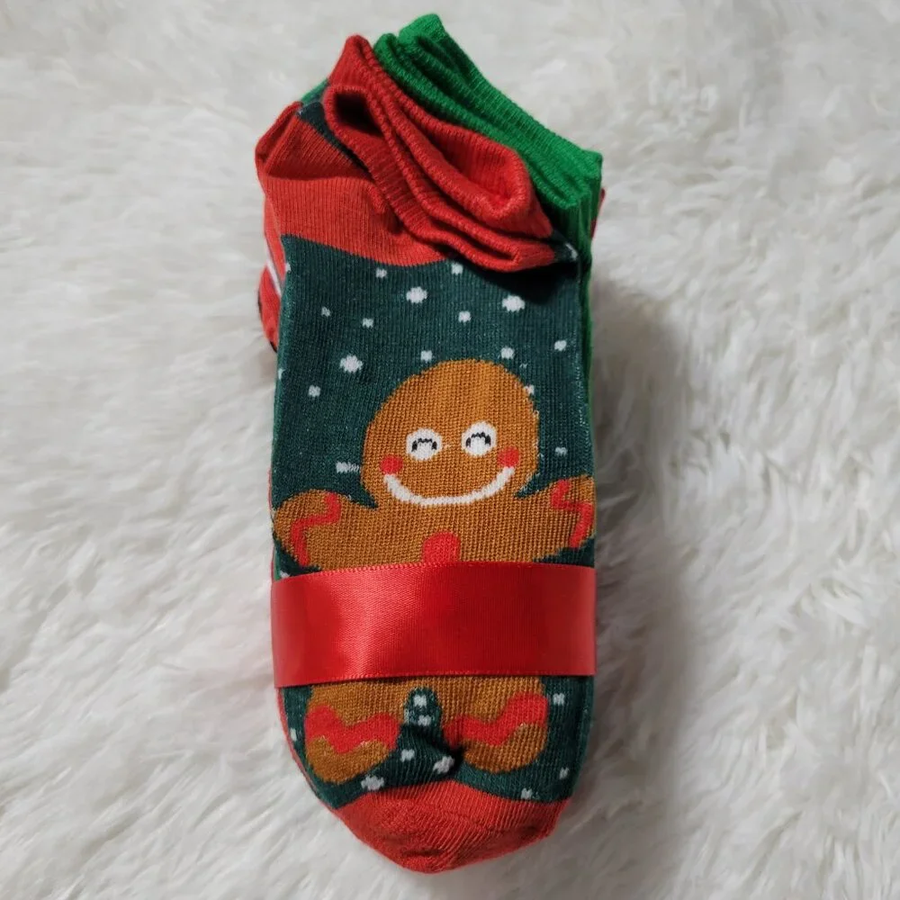 Sock Hub Holiday Angle Socks Set